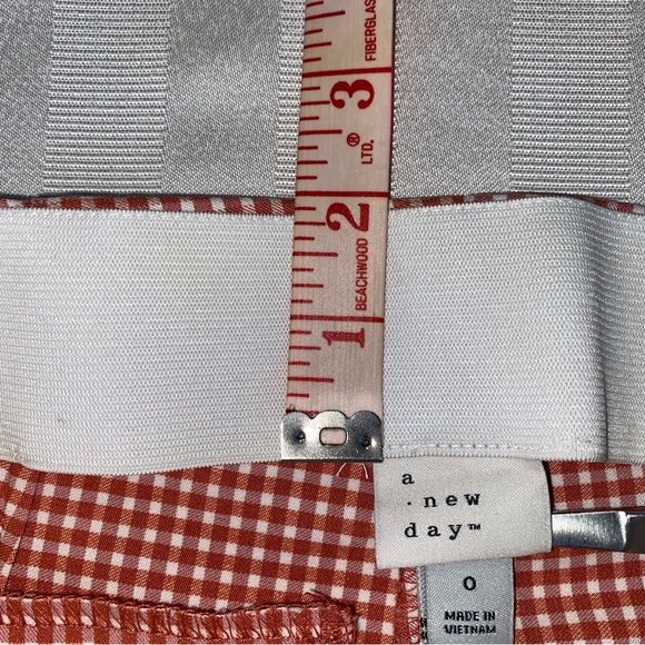 A•New Day Pants Gingham Print Elastic Waist Side Zip Pocket Cream Red Size 0 NWT - Picture 9 of 12